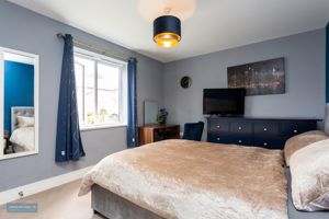 Bedroom- click for photo gallery